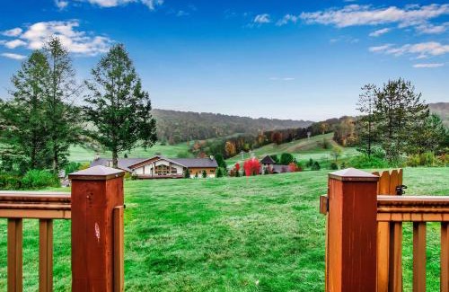 Ellicottville House | 3-Bed Family Townhouse with Scenic Views & Patio