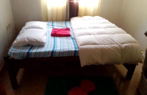 Kenya House | 3 Bed Guesthouse with with Water, Electricity Wifi