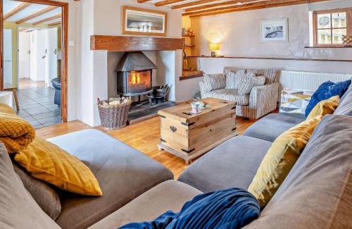 Aberaeron House | 3 Bed in Aberaeron 49854