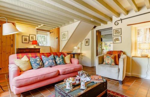 Beaminster House | 3 Bed in Beaminster 50738