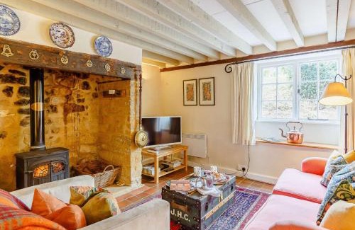 Beaminster House | 3 Bed in Beaminster 50738