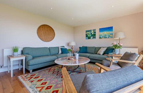 Barnstaple House | 3 Bed in Braunton 53109