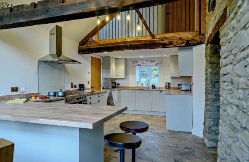 Llanfihangel Tal-y-llyn House | 3 Bed in Brecon 93680