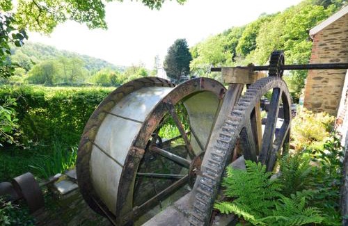 Dre-fach Felindre House | 3 Bed in Cenarth 79198