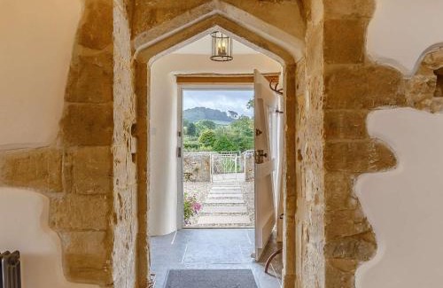 Bridport House | 3 Bed in Charmouth 89004
