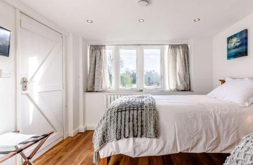 Chippenham House | 3 Bed in Chippenham 77334