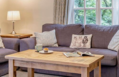 Dol-y-Gaer House | 3 Bed in Cwmtaf oc-p32979