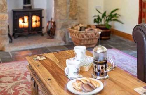 Mount House | 3 Bed in Fowey LTBRA