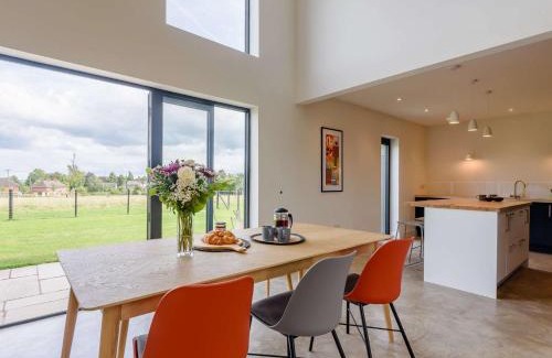 Ludwel House | 3 Bed in Ludlow 83865