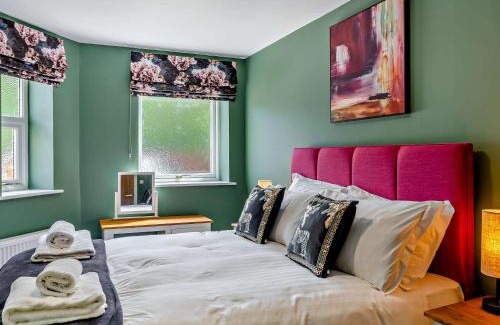 Harrogate House | 3 Bed in Harrogate 92158