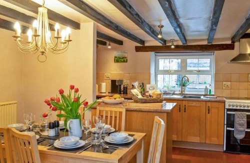 Hartington House | 3 Bed in Hartington 90125