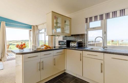 Saint John House | 3 Bed in Millbrook 83792