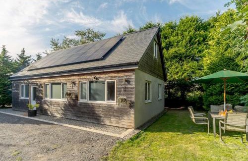 Camborne House | 3 Bed in Portreath 89492