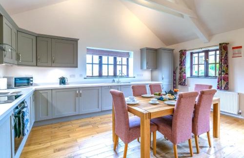 Saint Erth Praze House | 3 Bed in Praa Sands 36256