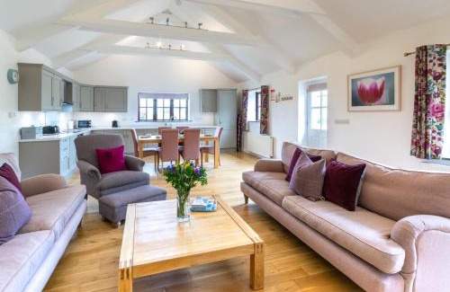 Saint Erth Praze House | 3 Bed in Praa Sands 36256