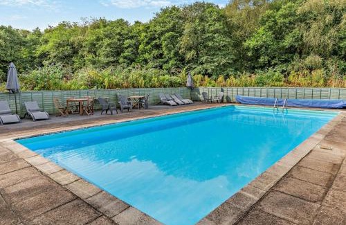Saltash House | 3 Bed in Saltash 30040