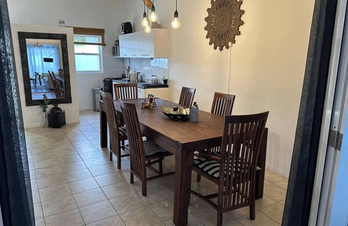 Willemstad House | 3 Bed Villa Sleeps 5 With Pets & Enclosed Garden