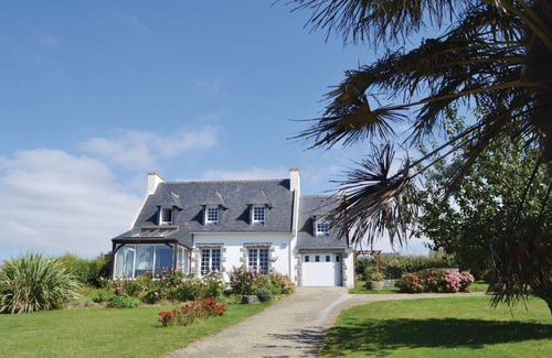 Plomodiern House | 3 bedroom accommodation in Plomodiern