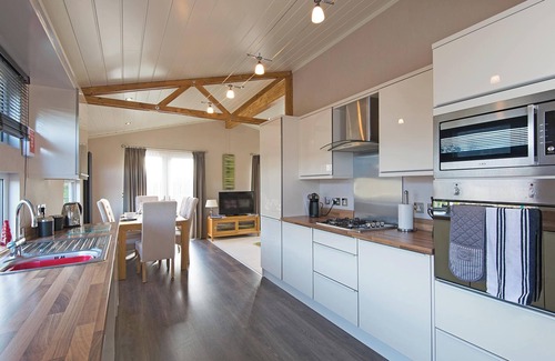Raywell Ski Chalet | 3 bedroom accommodation in Raywell, Beverley