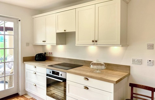 Invergordon Cottage | 3 bedroom accommodation in Tarbat, Invergordon