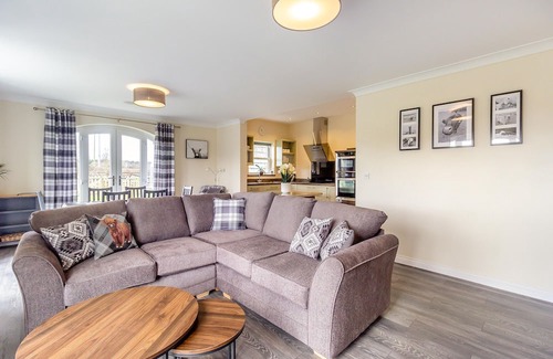 Consett Cottage | 3 bedroom accommodation in Knitsley