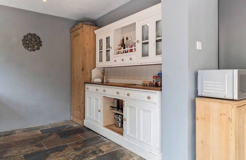 Llawhaden Cottage | 3 bedroom accommodation in Llawhaden, Narberth