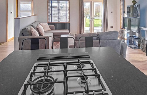 Newbury Ski Chalet | 3 bedroom accommodation in Newbury