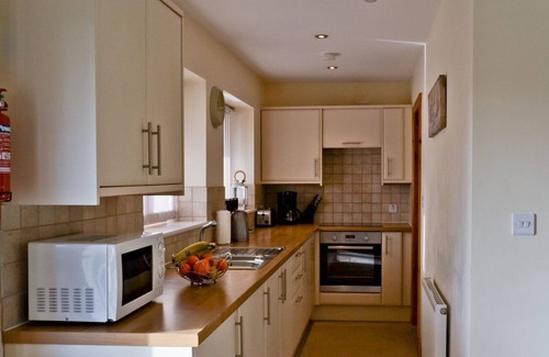 Aubourn Cottage | 3 bedroom accommodation in Thorpe on the Hill, near Lincoln