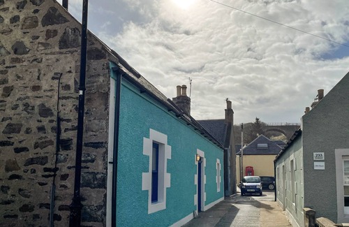 Cullen Cottage | 3 bedroom accommodation in Cullen