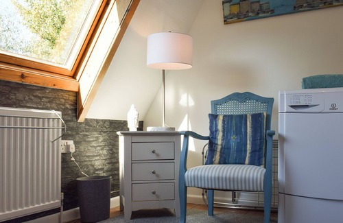 Totland Bay Cottage | 3 bedroom accommodation in Totland