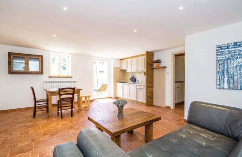 Brsec House | 3 bedroom accommodation in Brsec