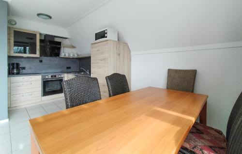 Vlagtwedde House | 3 Bedroom Awesome Home In Vlagtwedde