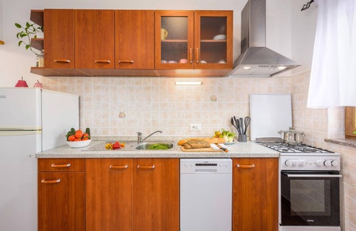 Rapavel House | 3 bedroom beautiful home in Visnjan
