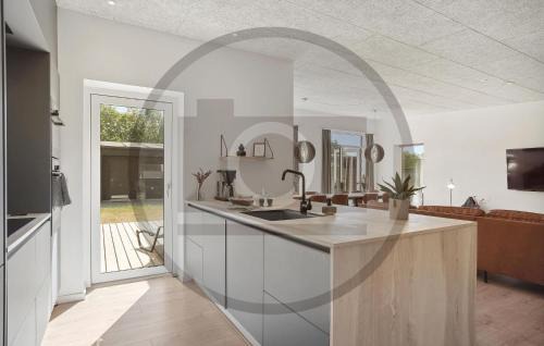 Grønhøj House | 3 Bedroom Beautiful Home In Løkken