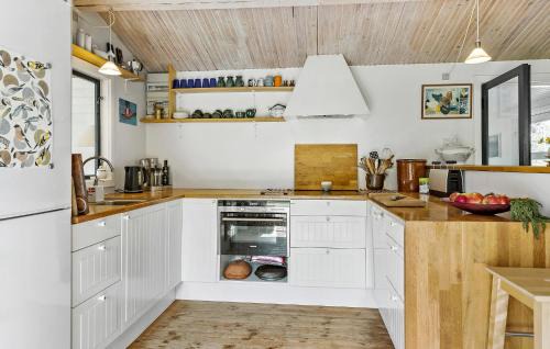 Faarevejle House | 3 Bedroom Cozy Home In Fårevejle