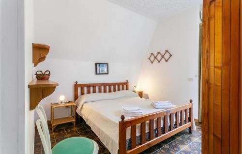 Montagna House | 3 Bedroom Cozy Home In Noto