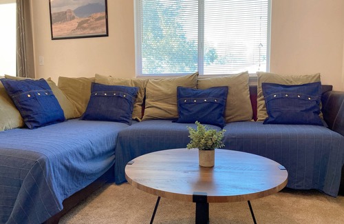 South Salt Lake House | 3 bedroom entire house, close to all ski resorts, center of ALL