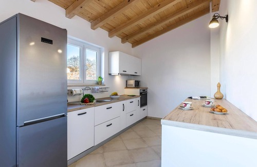 Cokuni House | 3 bedroom gorgeous home in Duga Uvala
