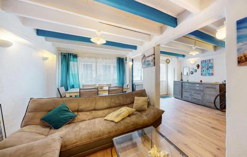 Pontaillac House | 3 Bedroom Gorgeous Home In Royan