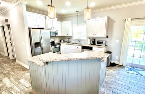 White Marlin Beach House | 3 Bedroom Home in Islamorada with Private Dock, Boat Ramp & private beach access