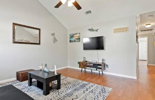 Pass Christian House | 3-bedroom home in the Mississippi Gulf Coast