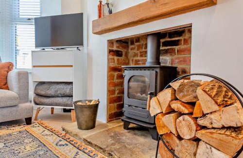 Harrogate House | 3-bedroom home with free parking&flexible bed configuration