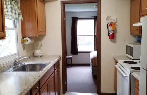 Cooperstown - Otsego Lake Cottage | 3 Bedroom House 7 miles from Cooperstown
