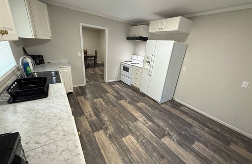 Fairfax House | 3-bedroom house in Fairfax close to everything in town. Enjoy your stay