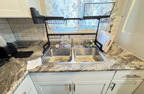 Dayton House | 3-bedroom house in terrific Dayton with AC, WiFinNear Airport and downtown.