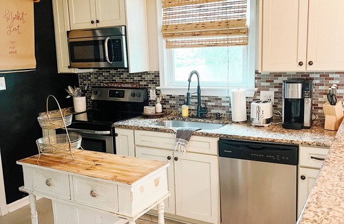 Northeast Virginia Beach House | 3-bedroom house in delightful Virginia Beach with WiFi, AC, fitness room