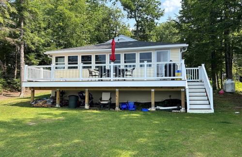 Gilmanton House | 3 Bedroom Lakefront Cottage on Shellcamp Lake, Gilmanton NH