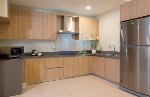 Hulu Kinta Apartment | 3 Bedroom Lakeview Executive Suite #6