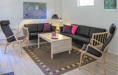 Oster Somarken House | 3 Bedroom Lovely Home In Aakirkeby