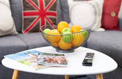 Montpellier Apartment | 3 Bedroom Modern Central Apartment with FREE Netflix